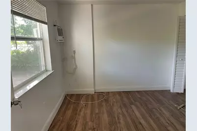 1180 NE 160th Ter #3, North Miami Beach, FL 33162 - Photo 4