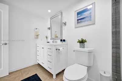 1155 Brickell Bay Dr #2004, Miami, FL 33131 - Photo 34