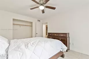 10748 N Kendall Dr, Miami, FL 33176 - Photo 14