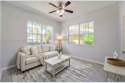 2101 Oakmont Ter, Coral Springs, FL 33071 - Photo 24