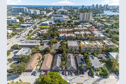 924 NE 17th Ter #6, Fort Lauderdale, FL 33304 - Photo 6