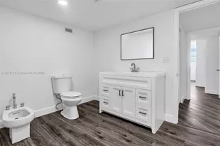 825 Brickell Bay Dr, Miami, FL 33131 - Photo 26