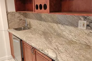 9735 NW 52nd St, Doral, FL 33178 - Photo 4