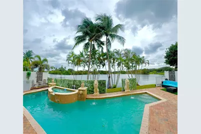 5363 SW 38th Ave, Hollywood, FL 33312 - Photo 2