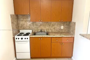 690 NE 85th St, Miami, FL 33138 - Photo 2