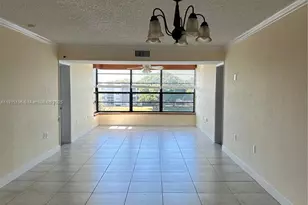 1526 Whitehall Dr, Davie, FL 33324 - Photo 8