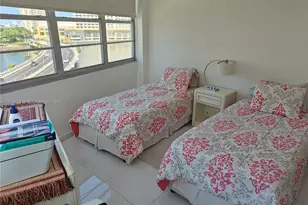 801 Brickell Bay Dr, Miami, FL 33131 - Photo 14