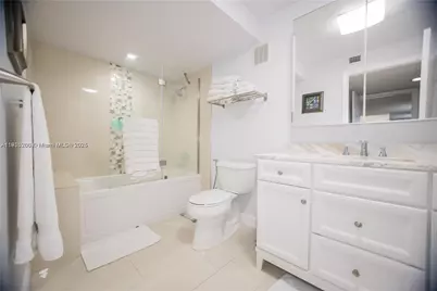 16100 Golf Club Rd #202, Weston, FL 33326 - Photo 26