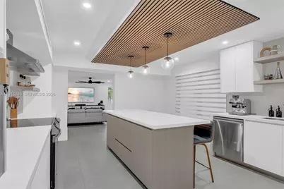 400 Valencia Ave #3, Coral Gables, FL 33134 - Photo 4