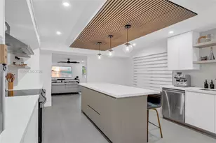 400 Valencia Ave, Coral Gables, FL 33134 - Photo 4
