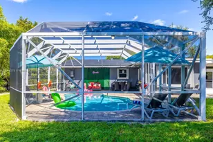 312 N Luna Ct, Hollywood, FL 33021 - Photo 50