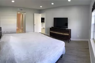 7561 NW 16th St, Plantation, FL 33313 - Photo 16