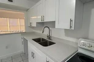 3904 SW 58th Ave, West Park, FL 33023 - Photo 4