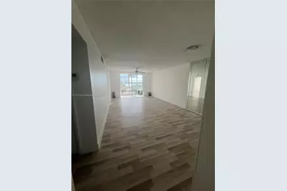 18601 NE 14th Ave #407, Miami, FL 33179 - Photo 4