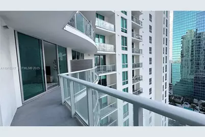 300 S Biscayne Blvd #T-2407, Miami, FL 33131 - Photo 20