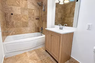300 S Biscayne Blvd, Miami, FL 33131 - Photo 38