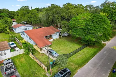 535 NW 90th St, El Portal, FL 33150 - Photo 2