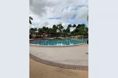 10730 NW 66th St #402, Doral, FL 33178 - Photo 34