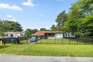 535 NW 90th St, El Portal, FL 33150 - Photo 6