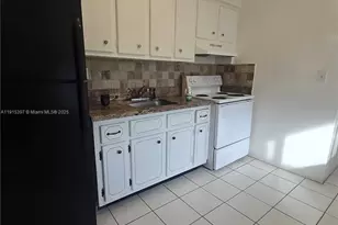 1400 N 17th Ave, Hollywood, FL 33020 - Photo 1