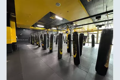 169 SW 7th St #CU-C & CU-D, Miami, FL 33130 - Photo 8