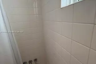 3600 NE 170th St, North Miami Beach, FL 33160 - Photo 16