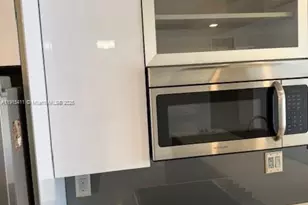 3600 NE 170th St, North Miami Beach, FL 33160 - Photo 10