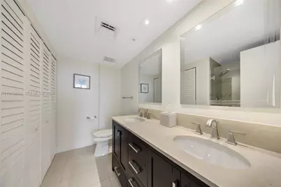 3610 Yacht Club Dr #1409, Aventura, FL 33180 - Photo 22