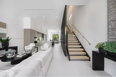 86 SW 28th Rd #7, Miami, FL 33129 - Photo 12