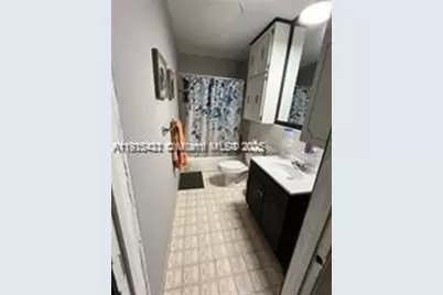 220 N 66th Ave, Hollywood, FL 33024 - Photo 4