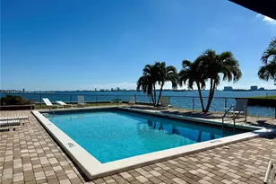 1700 NE 105th St, Miami Shores, FL 33138 - Photo 16