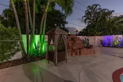 314 SE 3rd St, Dania Beach, FL 33004 - Photo 32