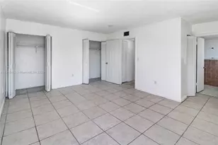 11905 NE 2nd Ave, North Miami, FL 33161 - Photo 12