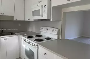 20200 NE 27th Ct, Aventura, FL 33180 - Photo 2