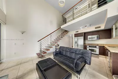 41 SE 5th St #502, Miami, FL 33131 - Photo 1