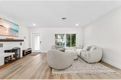 801 NE 19th Ter, Fort Lauderdale, FL 33304 - Photo 6