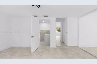 760 NW 126th St, North Miami, FL 33168 - Photo 12