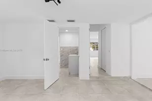 760 NW 126th St, North Miami, FL 33168 - Photo 12