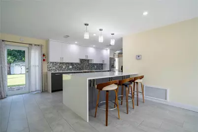 2631 NW 47th Ave, Lauderhill, FL 33313 - Photo 2