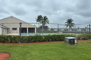 999 Hamilton Dr, Homestead, FL 33034 - Photo 46