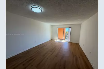 440 E 23rd St #1305, Hialeah, FL 33013 - Photo 12