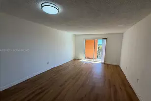 440 E 23rd St, Hialeah, FL 33013 - Photo 12