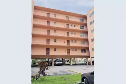 440 E 23rd St #1305, Hialeah, FL 33013 - Photo 1