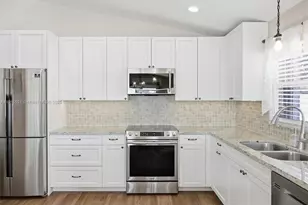 19372 NW 24th Pl, Pembroke Pines, FL 33029 - Photo 20