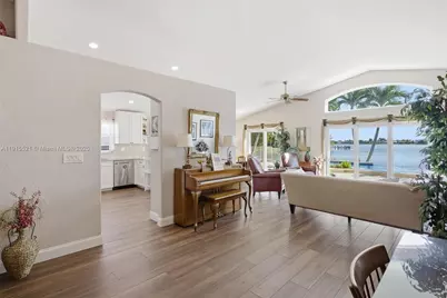 19372 NW 24th Pl, Pembroke Pines, FL 33029 - Photo 26