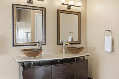 19372 NW 24th Pl, Pembroke Pines, FL 33029 - Photo 40