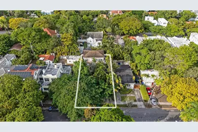 137 NE 46th St, Miami, FL 33137 - Photo 1