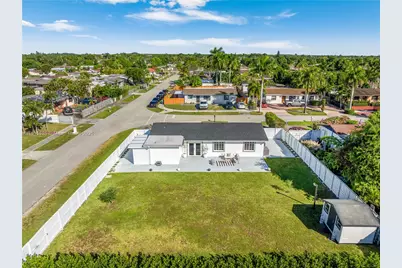 12030 SW 190th Ter, Miami, FL 33177 - Photo 36