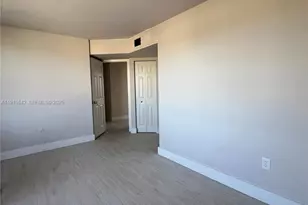 380 NW 85th Pl, Miami, FL 33126 - Photo 12