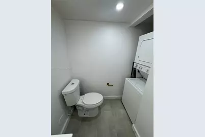 20860 San Simeon Way #108-6, Miami, FL 33179 - Photo 8